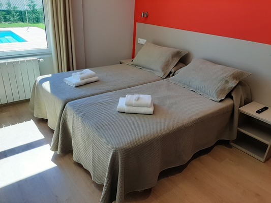 Hosteria de Gonzar by the Camino de Santiago Your ideal hostel in Gonzar very close to Portomarín with Swimming Pool and garden